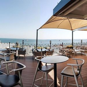 Aprilis Hotel